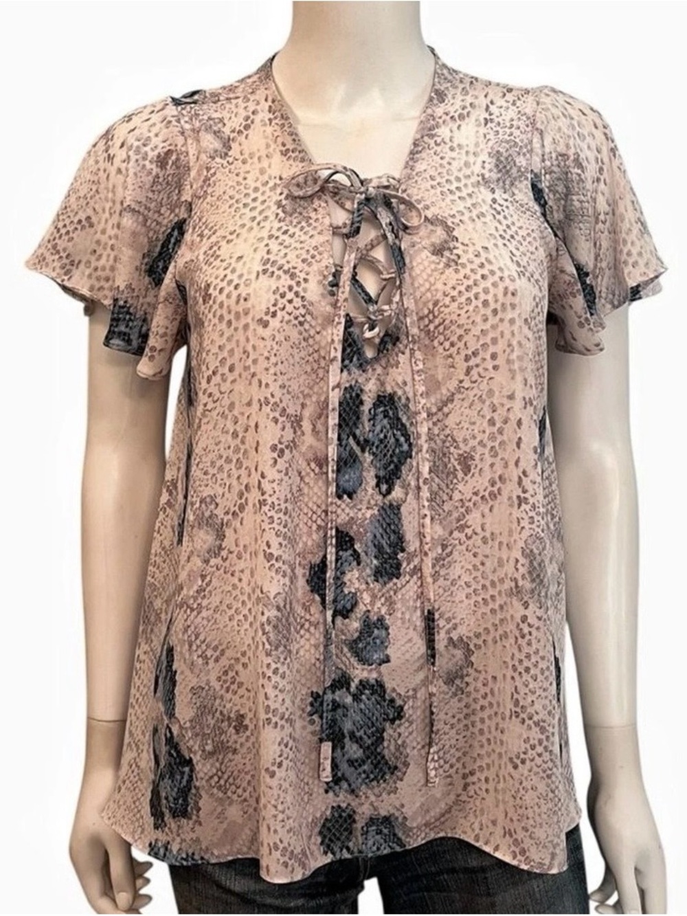 Buddy Love light purple/blue Snake-Print Lace-Up Flutter Sleeve Top